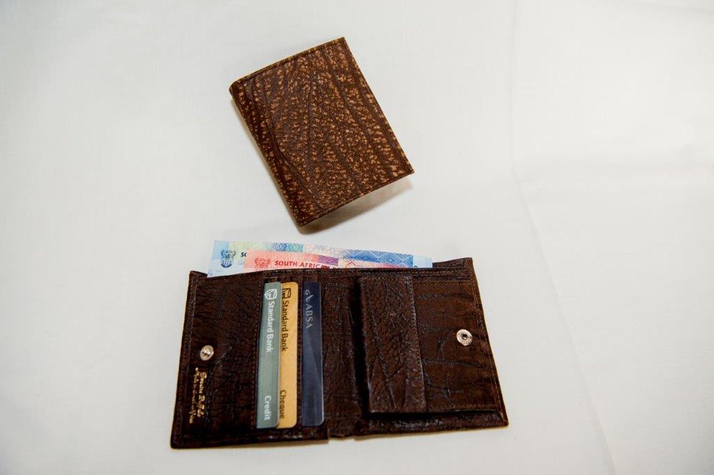 The Clean Wallet – Style 430
